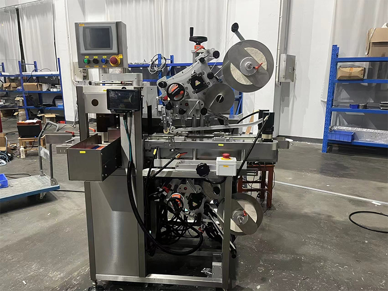 Corner-Seal-Labeling-Machine